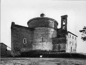 La chiesa rotonda di San Galgano a Montesiepi (Chiusdino)