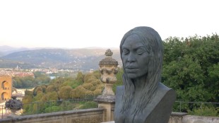 La Nuova Eva, 2012, bronzo, cm. 210 x 140 x 300 h.