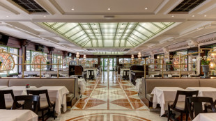 Café de Paris, interno